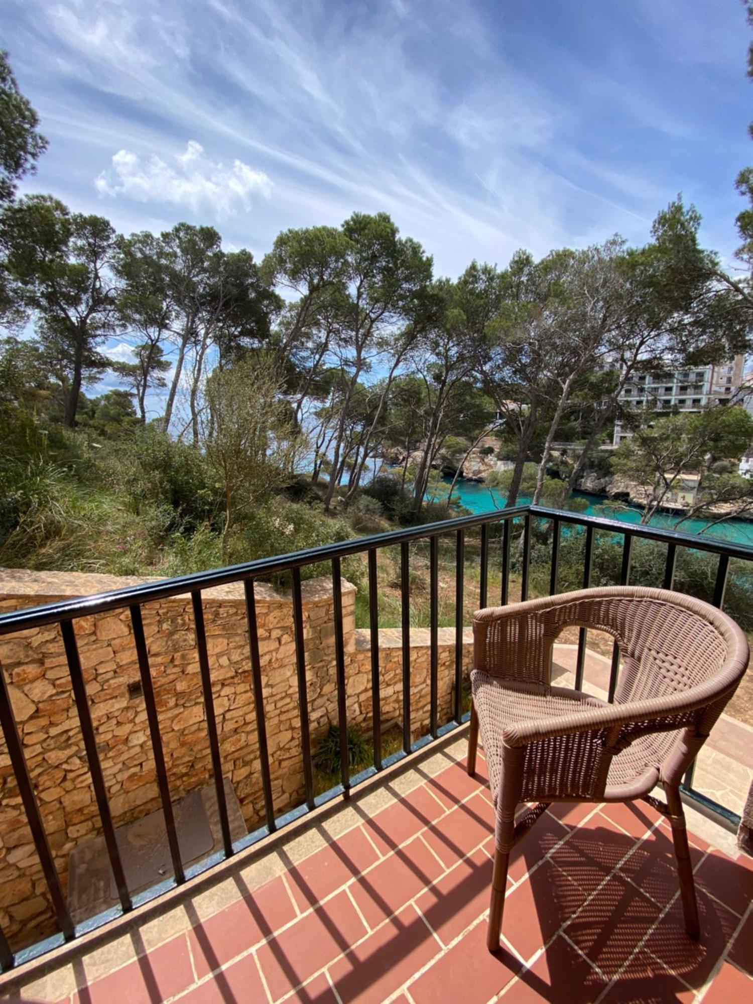 Hostal Palmaria Santanyi Buitenkant foto