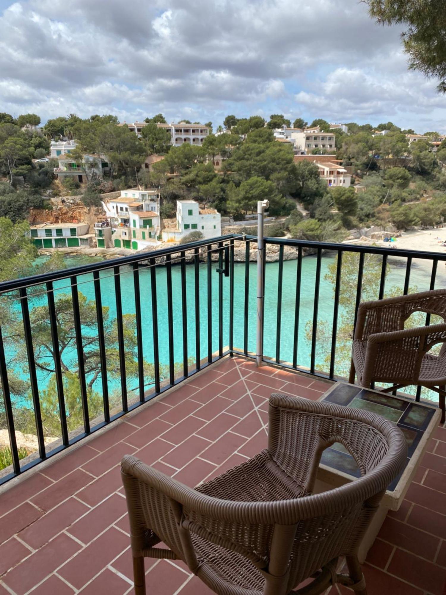 Hostal Palmaria Santanyi Buitenkant foto